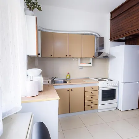 アパート Pionir Star